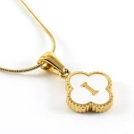 Letter I With Chain