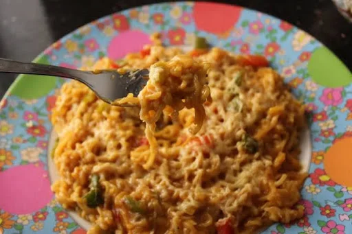 Vegetable And Cheese Maggi