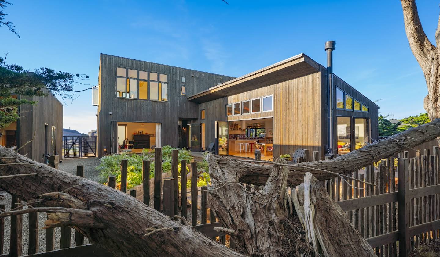 House with pool and garden Sea Ranch