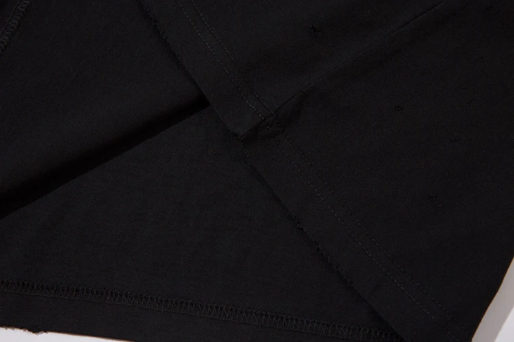 Butterfly Gradient Printing Short Sleeve Shirt. Comfortable, stylish summer tee featuring a unique artistic design, perf