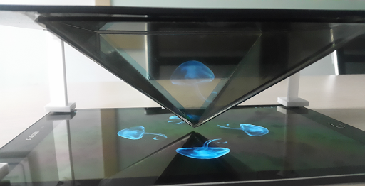 Hologram 3D Pyramid Projector