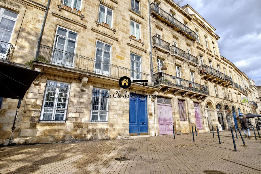 Vente locaux professionnels  84 m² à Bordeaux (33000), 360 000 €