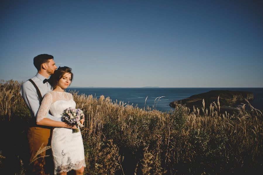 Fotógrafo de casamento Irina Slobodskaya (slobodskaya). Foto de 12 de março 2019