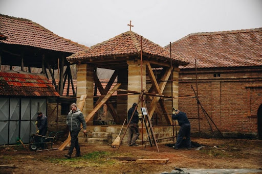 Vlada usvojila uredbu o dodeli 100.000 vaučera od po 10.000 dinara za subvencionisani odmor u Srbiji