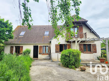 maison à Bois-le-Roi (27)