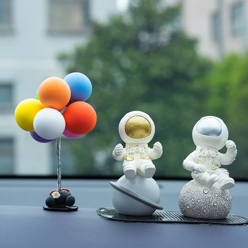 Title 19, Astronaut Ruimtevaarder Model Auto Kleine Ornam...