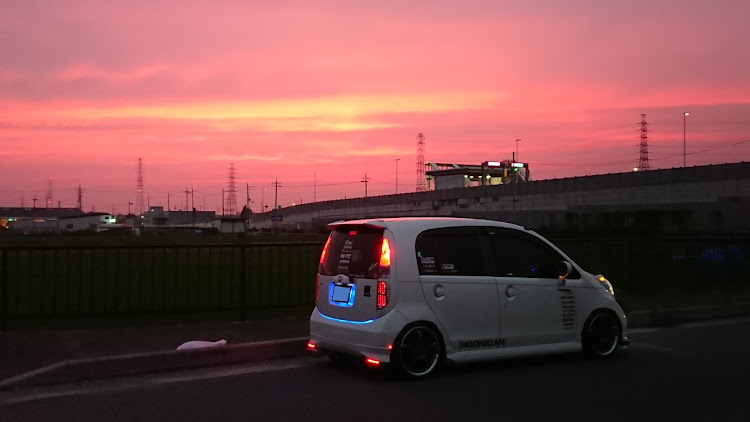 ライフの流行り・hoonigan・US・エアロに関するカスタム事例の投稿画像2枚目