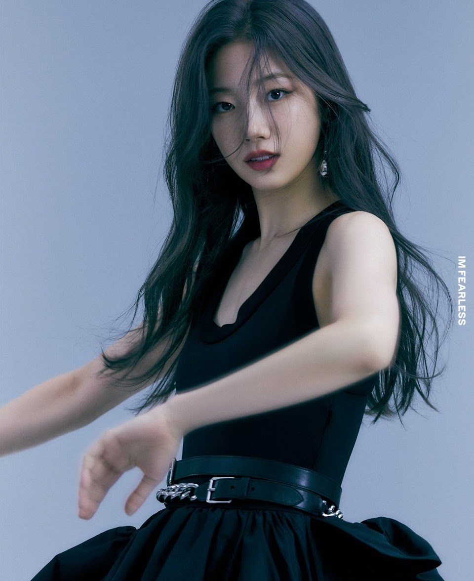 LE SSERAFIM's Kazuha Goes Viral For Her Dazzling Visuals That Resemble Suzy  - Koreaboo