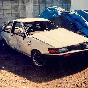 カローラレビン AE86