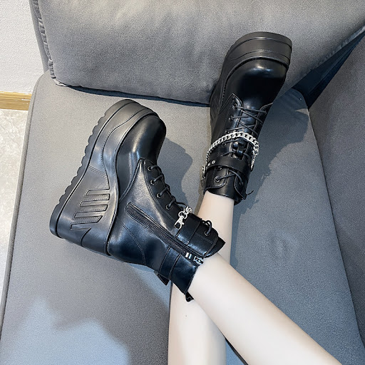 Title 2, Plus Size Thick-soled Belt Buckle Martin Boots ...