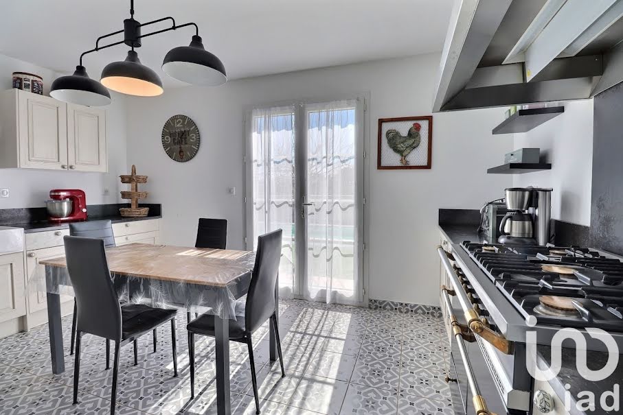 Vente maison 5 pièces 147 m² à Régusse (83630), 650 000 €