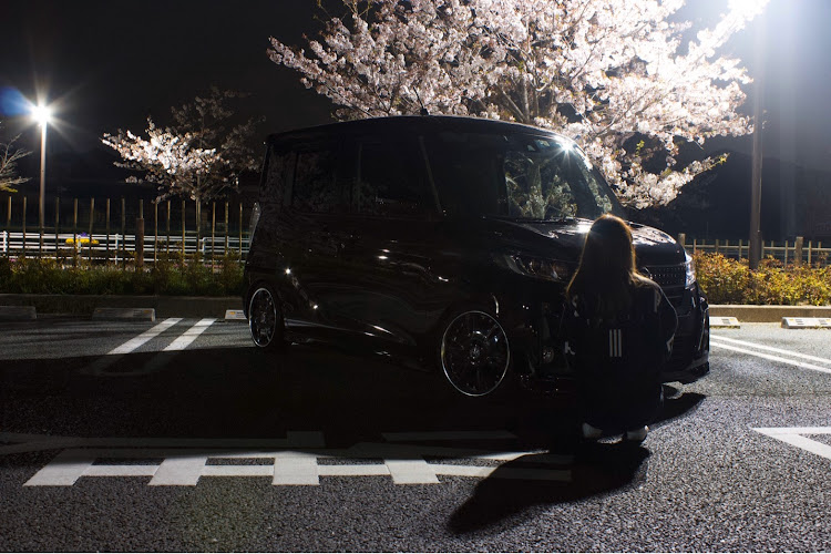 デイズルークスのガールズオーナー・デイズルークス・桜と愛車・ピックアップ一度でも載ってみたいに関するカスタム事例の投稿画像1枚目