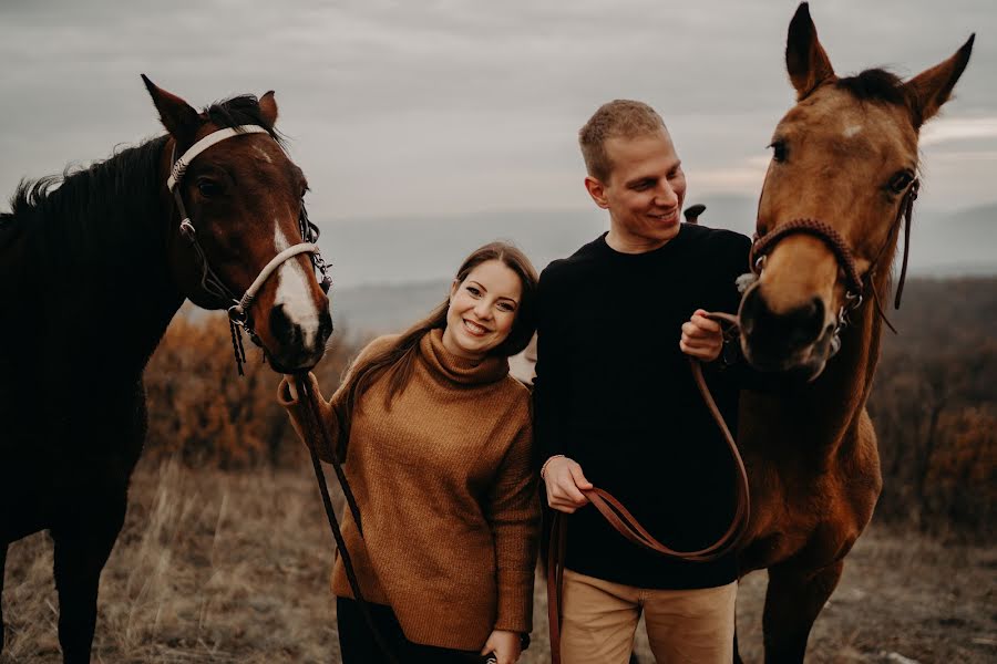 Fotograf ślubny Gábor Eszterle (eskuvoifotosom). Zdjęcie z 30 listopada 2019