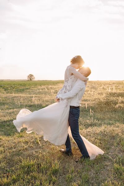 Jurufoto perkahwinan Yuliya Bazhenova (juliamiss). Foto pada 10 Jun 2018