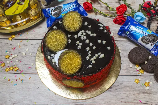 Premium Chocolate Cake With Red Velvet+Oreo Decoration