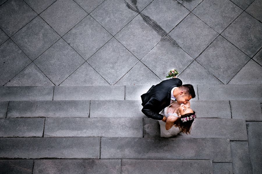 Fotógrafo de casamento Sergey Art (prahaart). Foto de 17 de agosto 2016