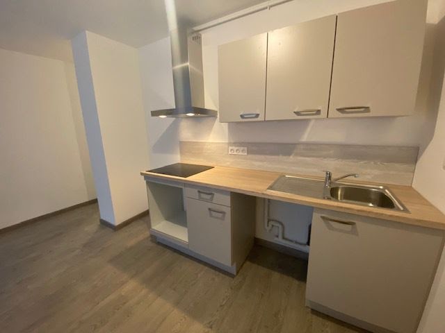 Location  appartement 3 pièces 58 m² à Rouen (76000), 710 €