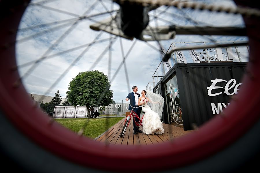 Photographe de mariage Rustam Kalimullin (rustamcheg). Photo du 25 août 2015