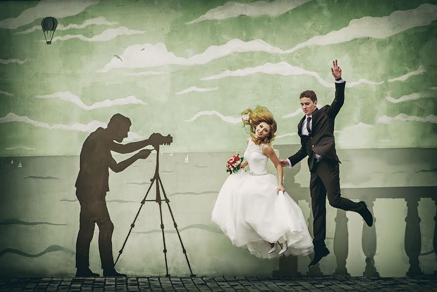 Wedding photographer Olena Yavorska (yavelena). Photo of 24 March 2016