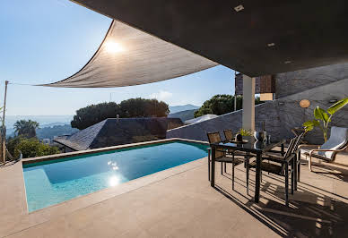 House with pool and terrace 20