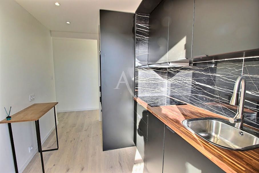 Vente appartement 3 pièces 50.58 m² à Carqueiranne (83320), 275 100 €