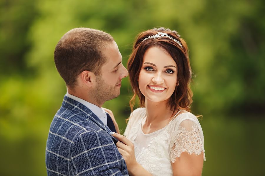 Fotógrafo de bodas Olga Smorzhanyuk (olchatihiro). Foto del 12 de julio 2018