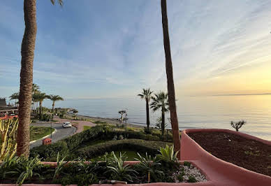 Appartement avec terrasse et piscine 7