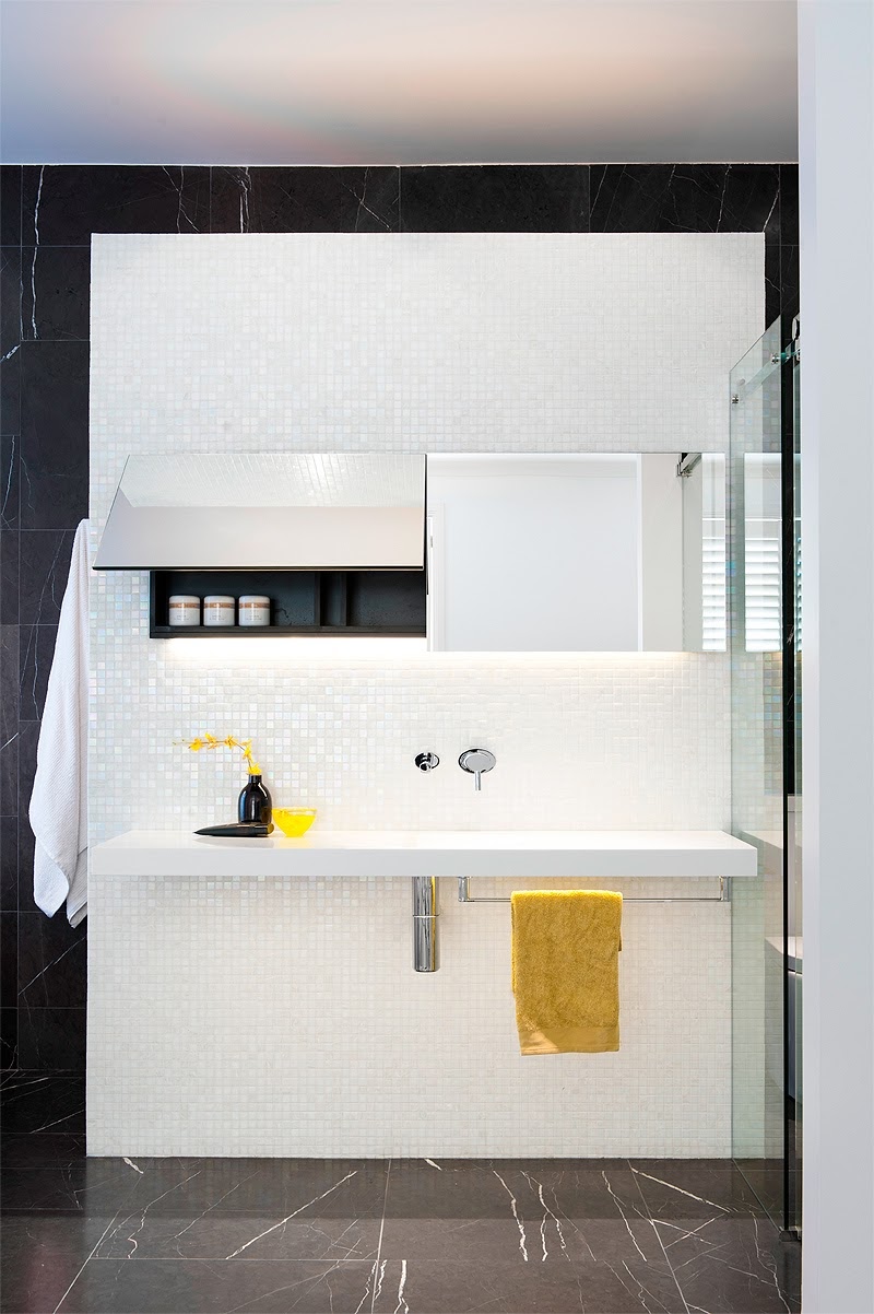 Baño en blanco y negro - Estudio Minosa Design