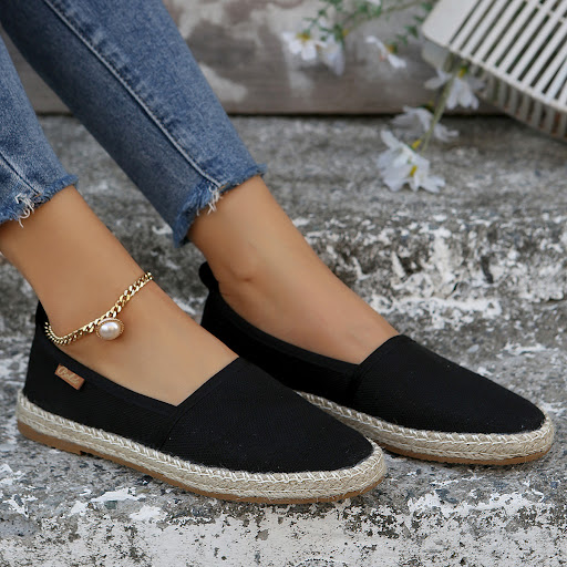 Title 7, Rope Bottom Middle Mouth Slip-on Flat Cloth Sho...