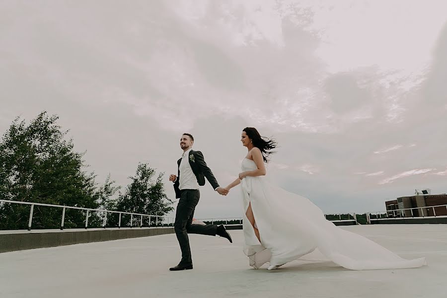 Wedding photographer Anna Berezina (annberezina). Photo of 17 June 2021