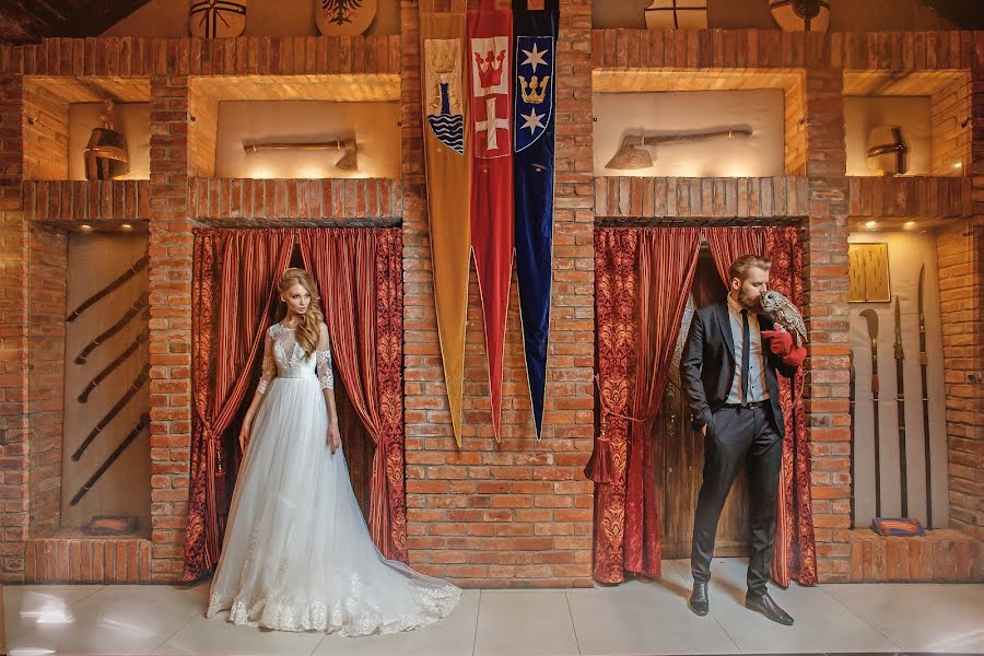 Wedding photographer Elena Uti (utivaleeva). Photo of 15 April 2017