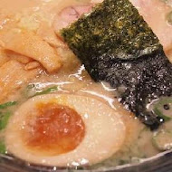 屯京拉麵(高雄夢時代店)