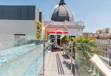 Appartement avec terrasse et piscine 8