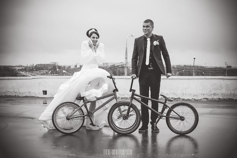 婚礼摄影师Denis Alekseev（alexden）。2014 12月16日的照片