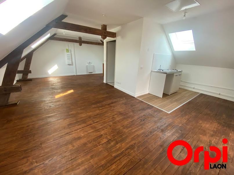 Location  appartement 1 pièce 48 m² à Laon (02000), 515 €