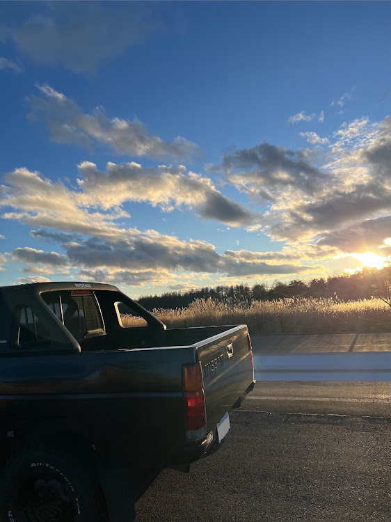 ダットサントラック 4WDの冬の空と愛車・夕焼けショット・霧ヶ峰・ビーナスライン・写活ドライブに関するカスタム事例の投稿画像2枚目