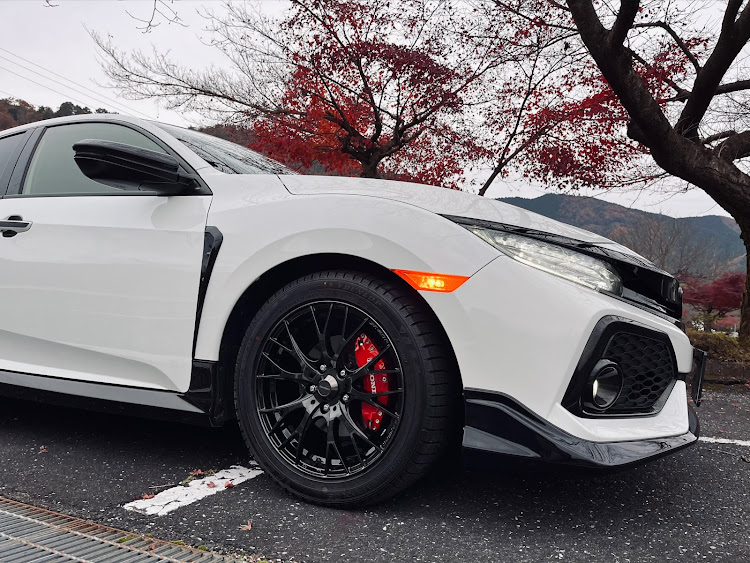 シビックのfk7・オフ会・12月もよろしくお願いします・ホイール交換に関するカスタム事例の投稿画像4枚目