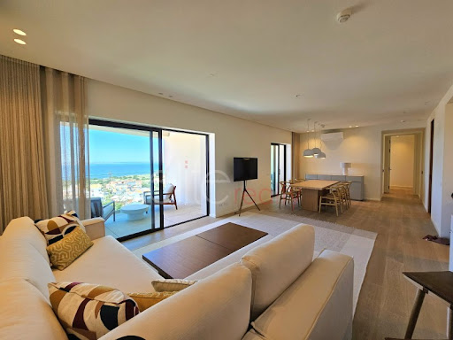 Apartment with terrace and pool 2