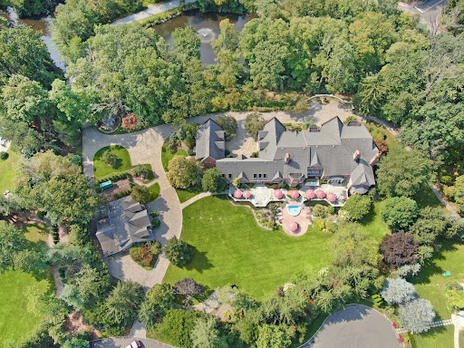 Property with pool and garden 1