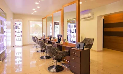 Flaunt Salon & Spa