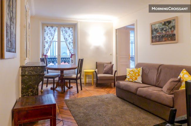 Location meublée appartement 2 pièces 42 m² à Paris 6ème (75006), 2 090 €