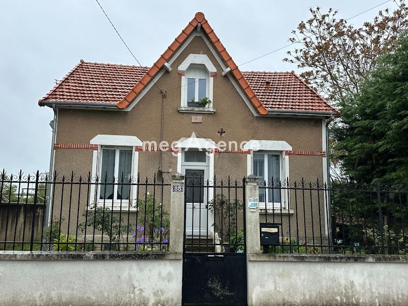 Vente maison 4 pièces 84 m² à Chatellerault (86100), 149 000 €