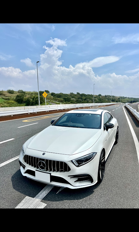 CLSの車好きと繋がりたい・AMG・ドライブ好き・メルセデス・ベンツ・中坊に関するカスタム事例の投稿画像1枚目