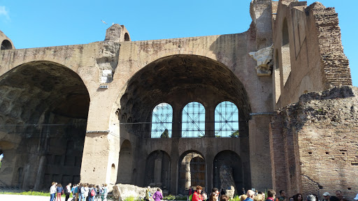 Basilica di Massenzio