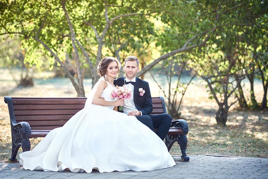 Fotografo di matrimoni Roman Gukov (grom13). Foto del 21 marzo 2018