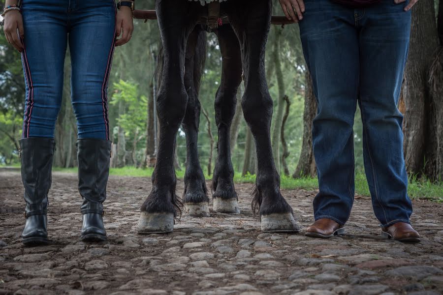 Fotografo di matrimoni Alonso Pérez Baylón (showreelcine). Foto del 25 marzo 2020