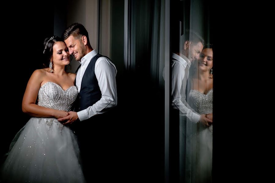 Wedding photographer Nemanja Matijasevic (nemanjamatijase). Photo of 4 August 2017