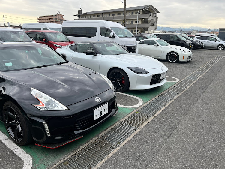 フェアレディZの試乗車・RZ34・納車が待ち遠しいに関するカスタム事例の投稿画像2枚目