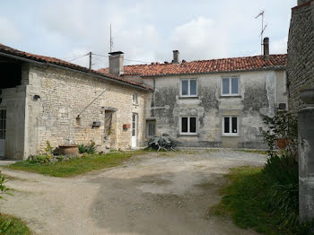 maison à Brie-sous-Matha (17)