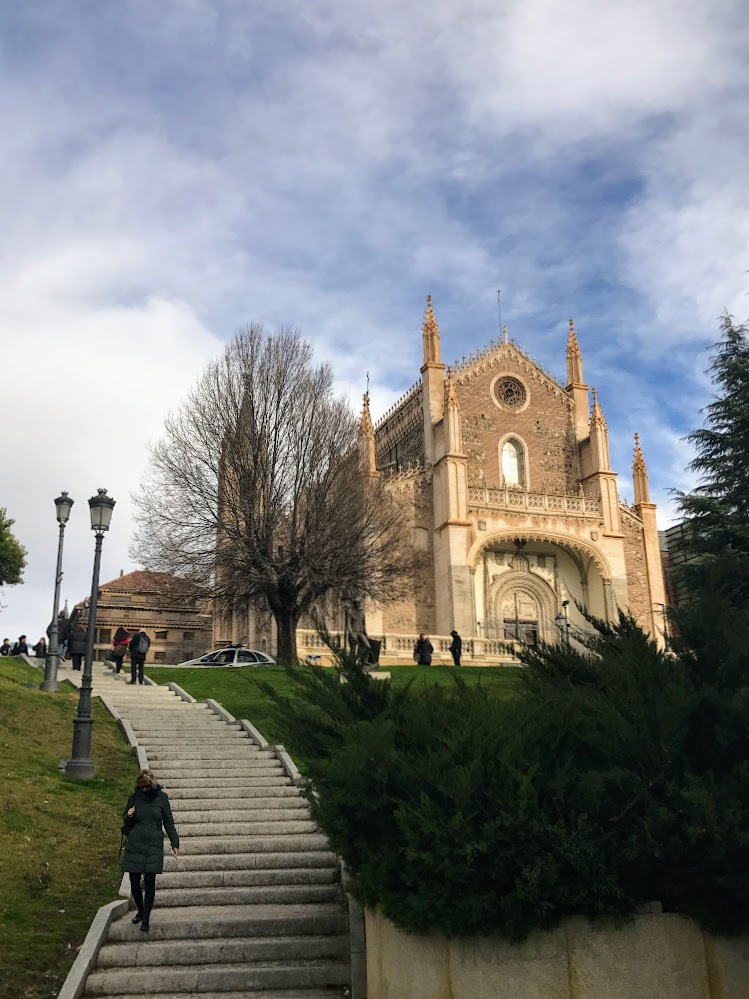 Весна в подарок (Мадрид, Андалусия, март 2018 года на общественном транспорте)